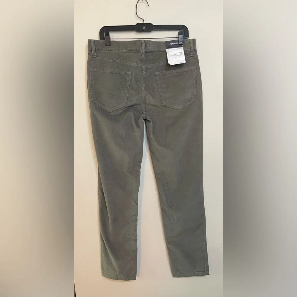 Banana Republic Traveler Men Slim Fit Mid Rise Pant Size 32*32. NWT